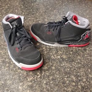 Nike Air Jordan model 598593-003